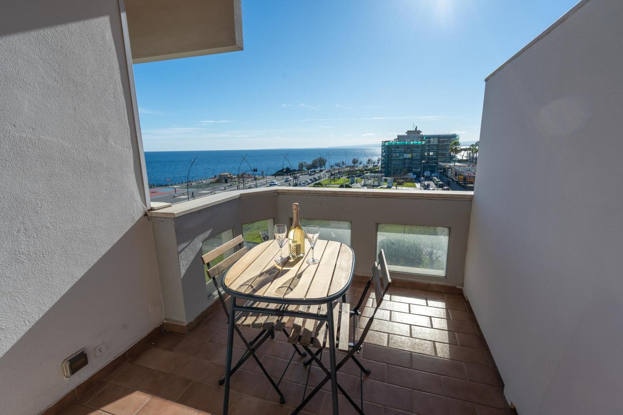 Perla Marina Sea View Apartment Catania Luaran gambar