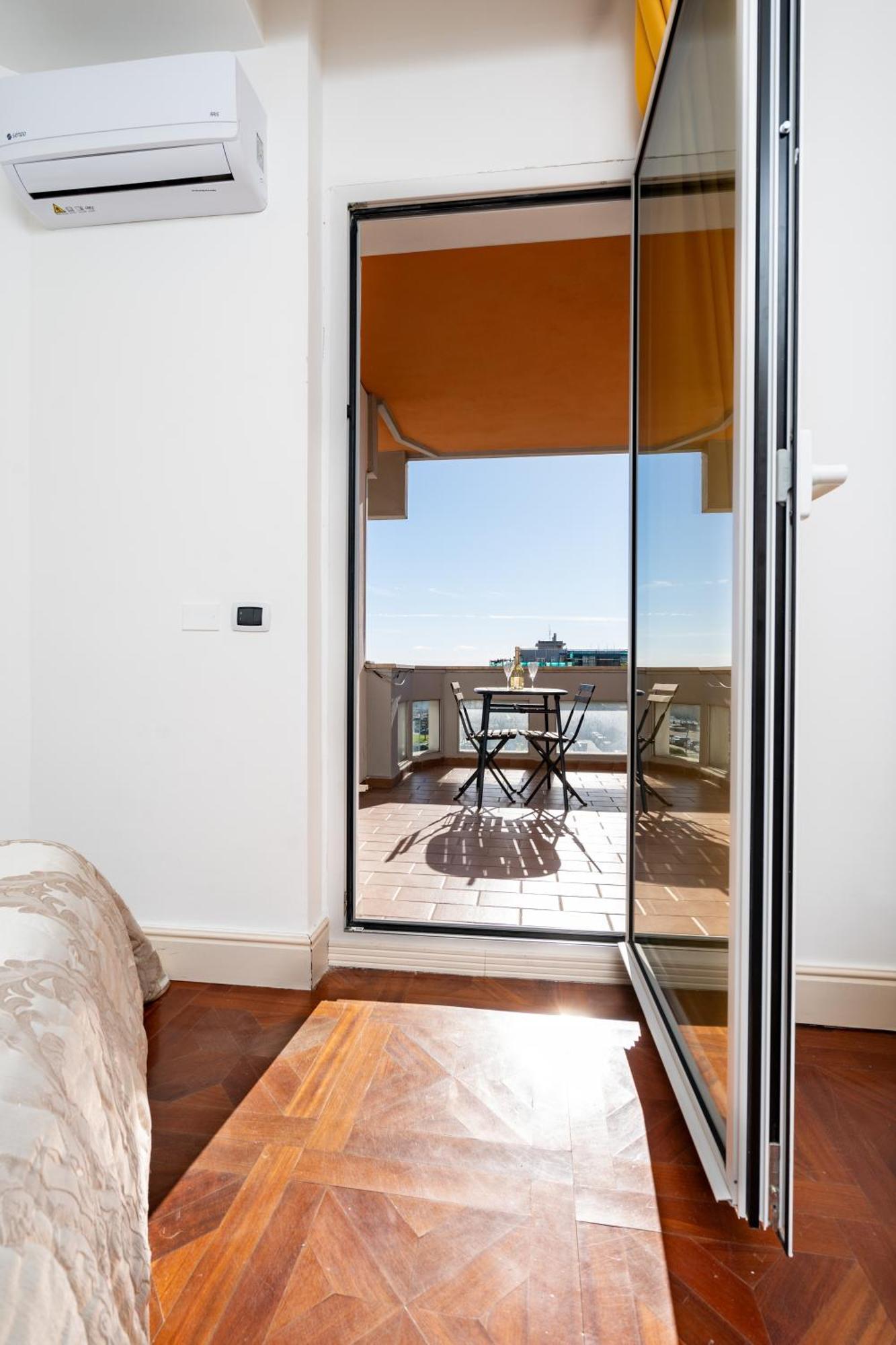Perla Marina Sea View Apartment Catania Luaran gambar